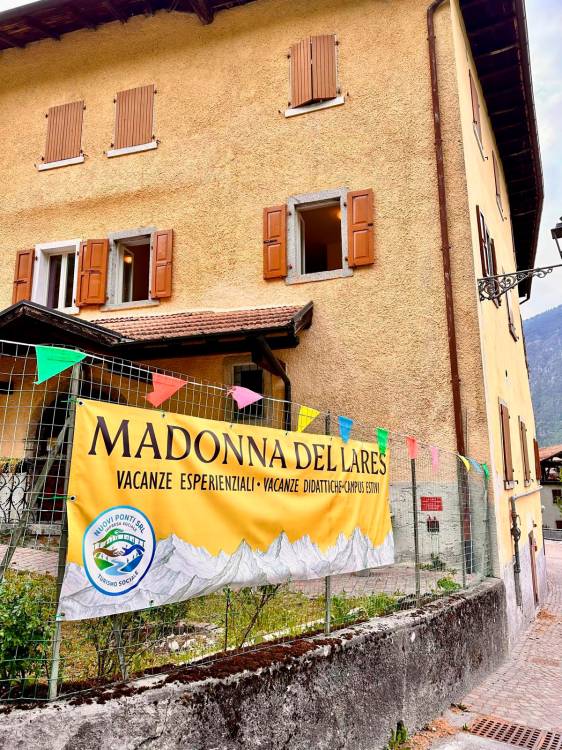 Pensione Madonna del Lares (Borgo Lares a Bolbeno - Valli Giudicarie)